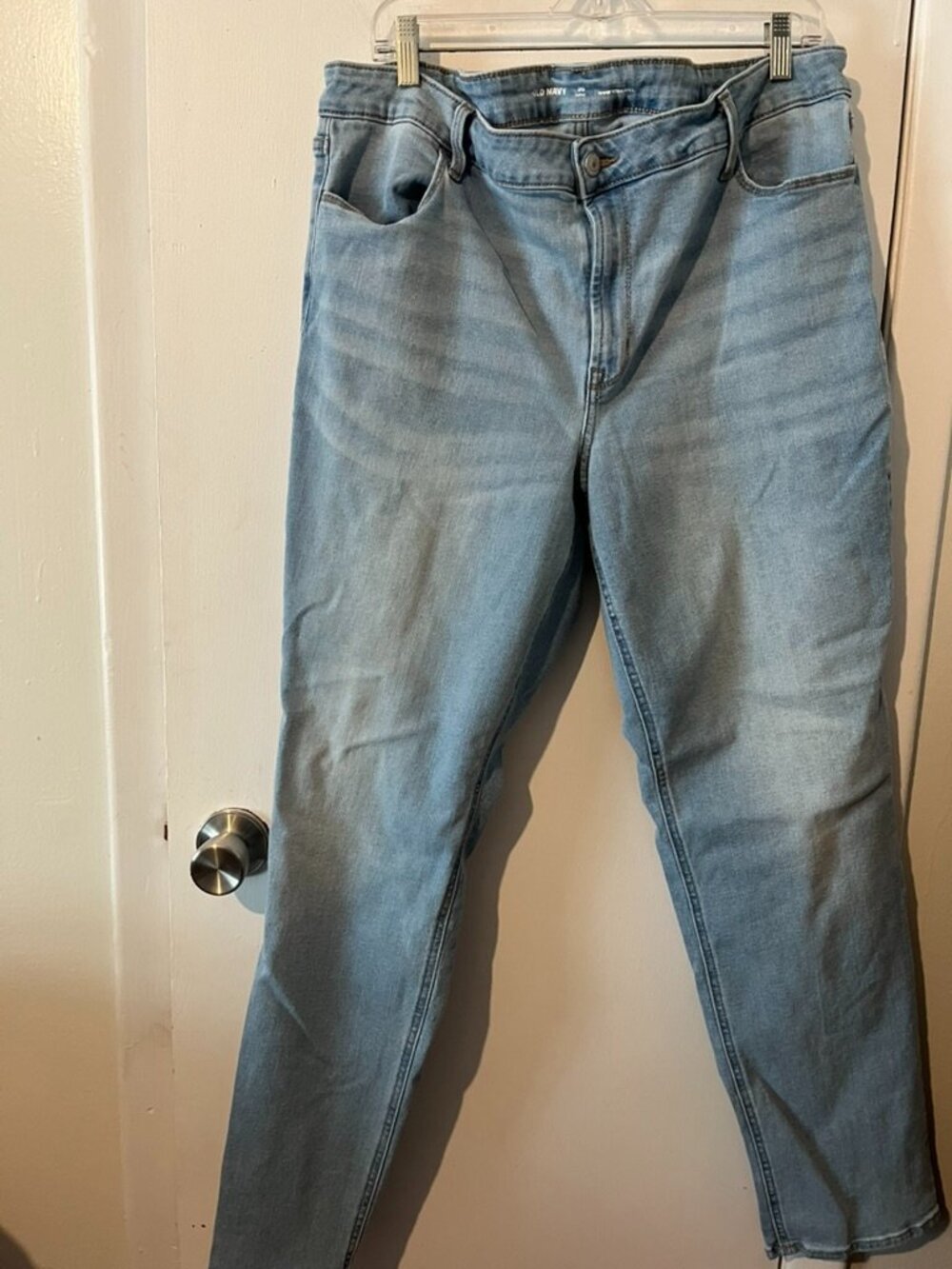 OLD NAVY HIGH RISE WOW STRAIGHT LEG SZ 20 Long
